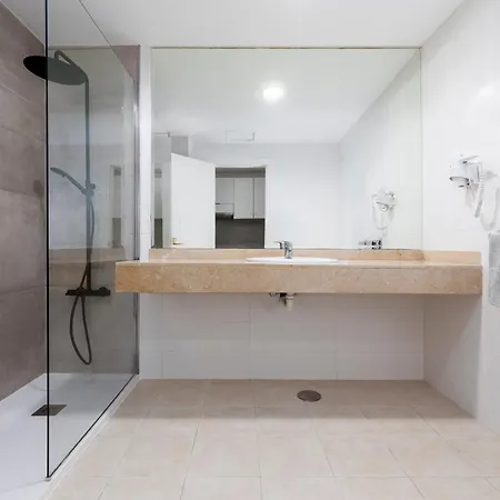 Home2book Sunny Apt, Terrace & Pool كوراليهو