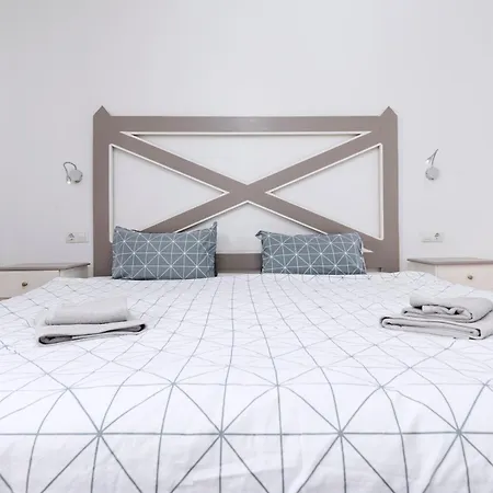 شقة Home2book Sunny Apt, Terrace & Pool كوراليهو