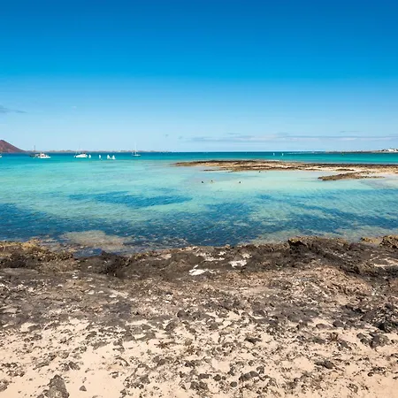 Daire Home2book Sunny Apt, Terrace & Pool *