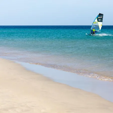 Lägenhet Home2book Sunny Apt, Terrace & Pool