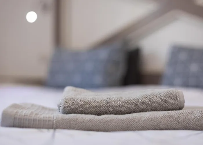 דירה Home2book Sunny Apt, Terrace & Pool קורלחו